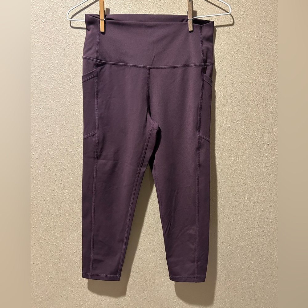 ZYIA Cropped Leggings‎